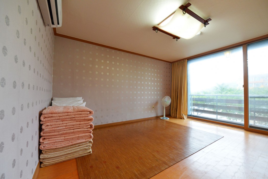 Nova Motel 65/100
