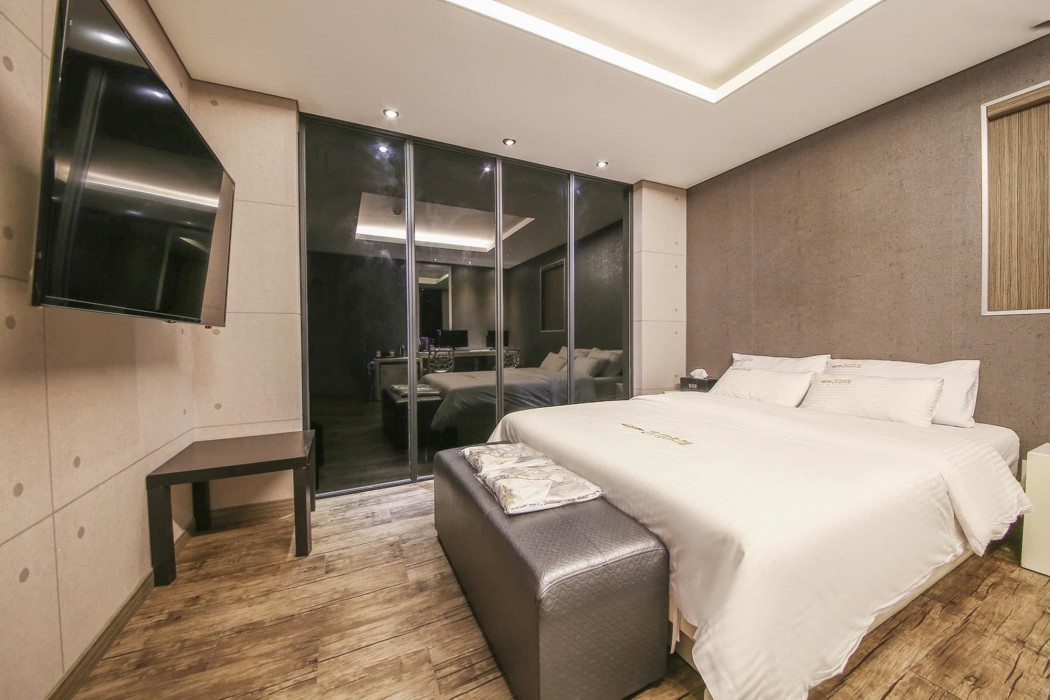 Richi Hotel 57/78