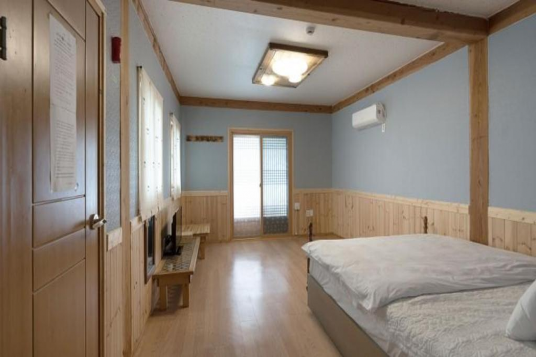 Gyeongju Hanok Pen Town Pension 21/52