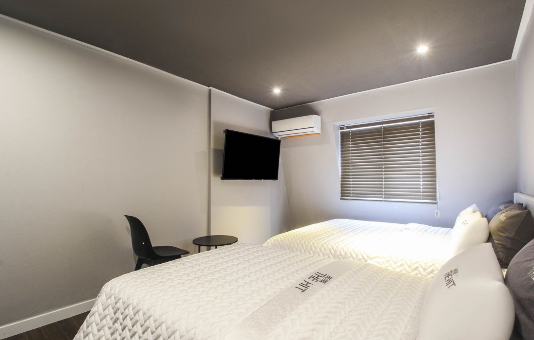Hotel The Hit 25/45