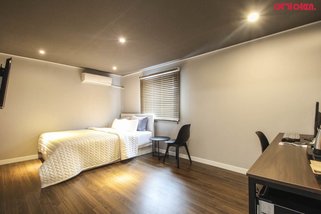 Hotel The Hit 24/45