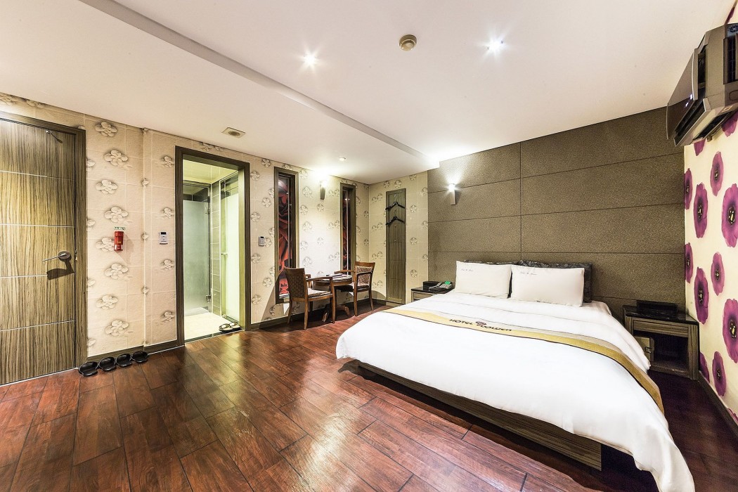 Hotel Flower 52/72