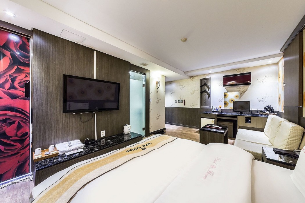 Hotel Flower 54/72