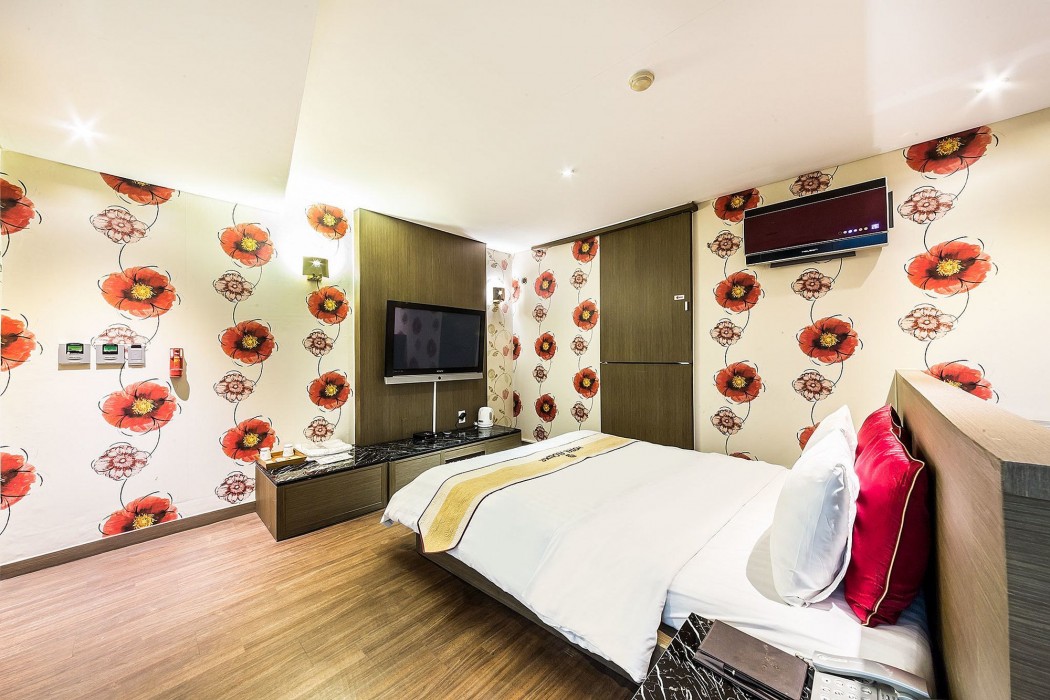 Hotel Flower 60/72