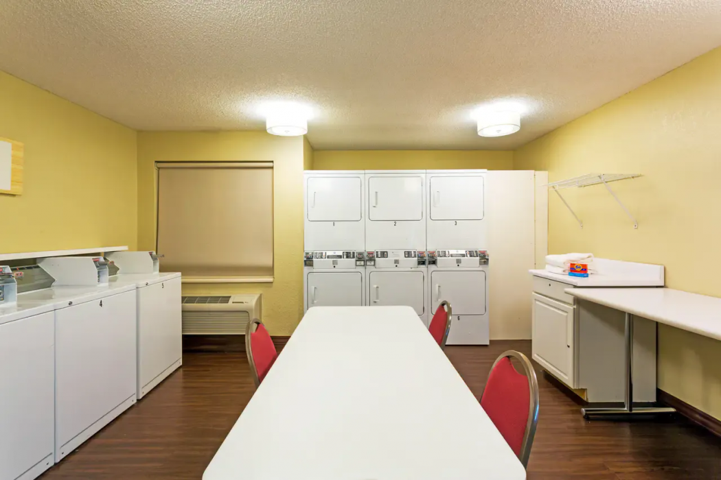 MainStay Suites Orlando Altamonte Springs 7/10