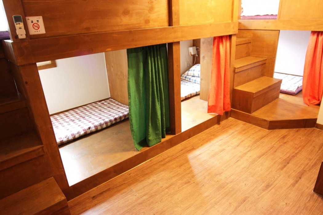 Urban Art Stay - Hostel 13/42