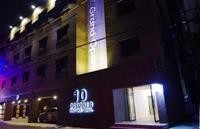 October Hotel 54/80