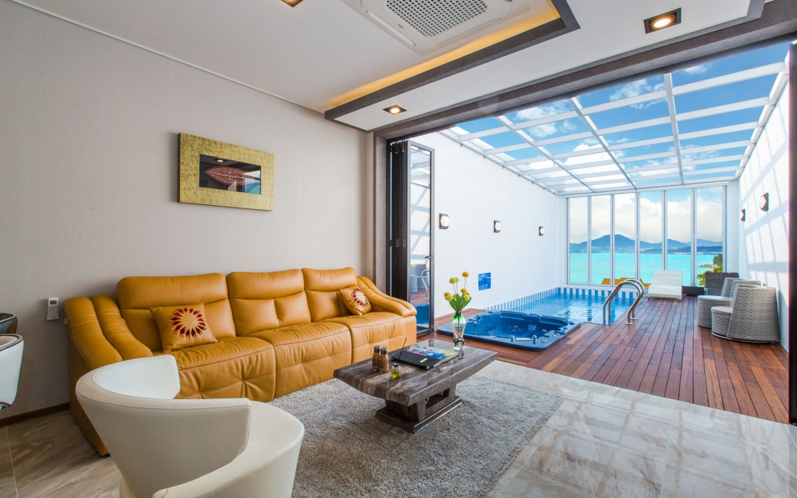 Yeosu Calma Pool Villa 22/78