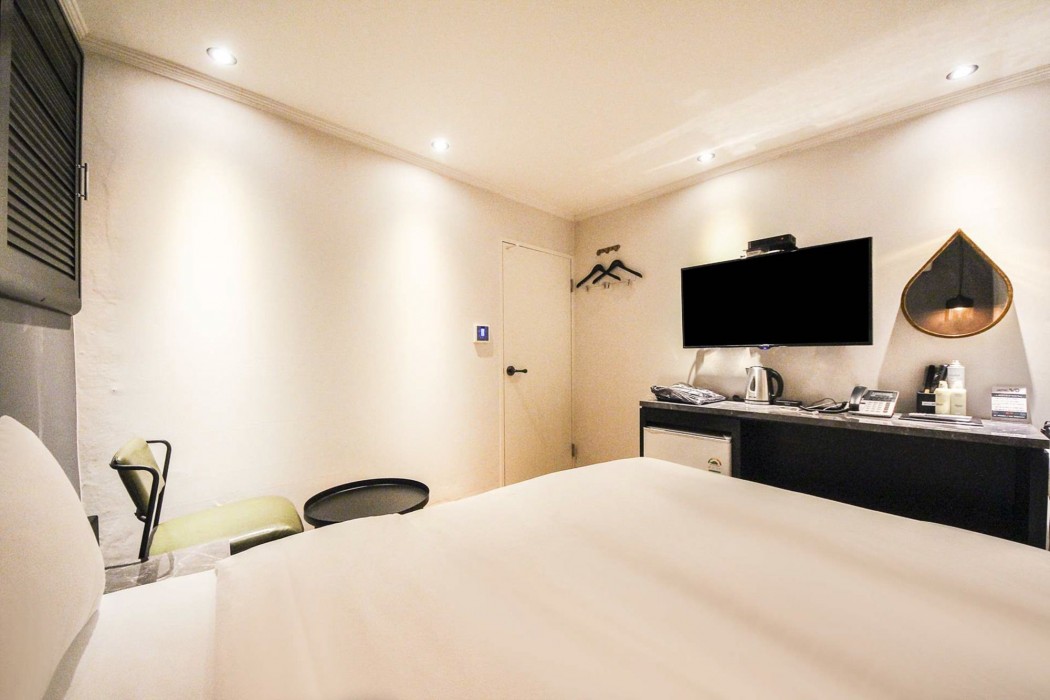 Hotel Wo Chungjeongro 12/55