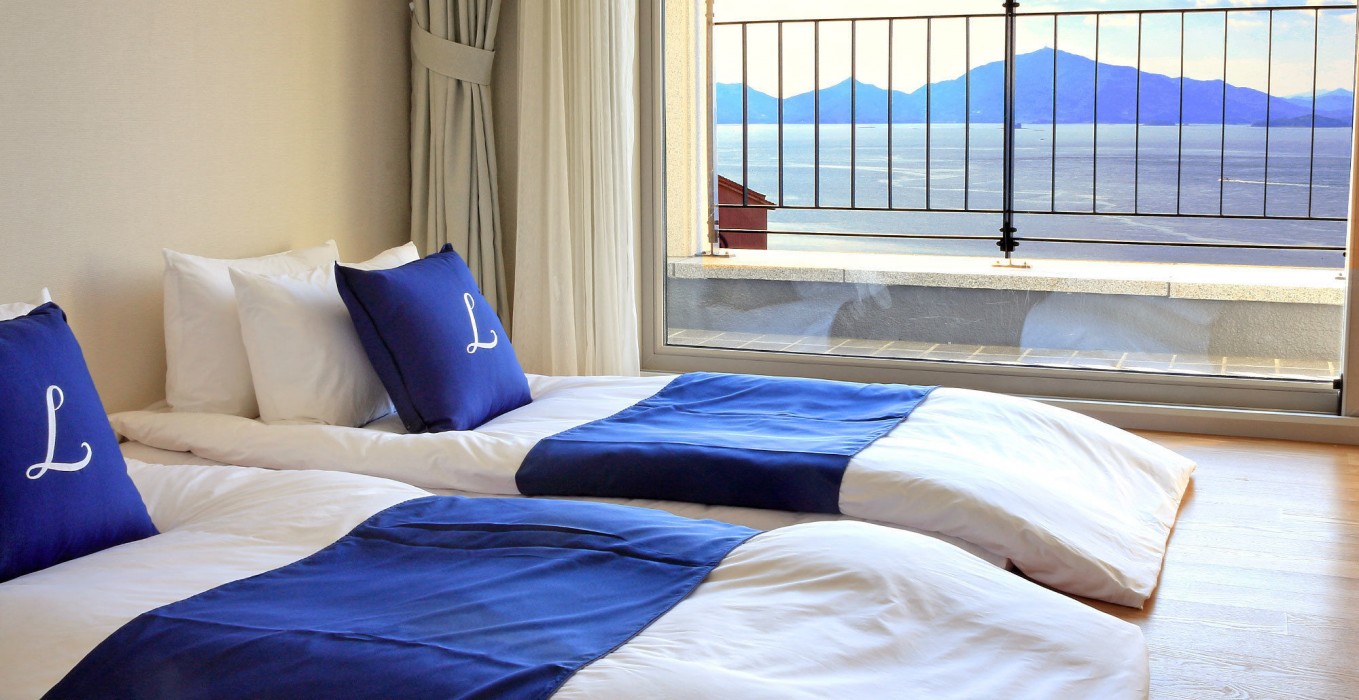 Lapis Hotel 42/70