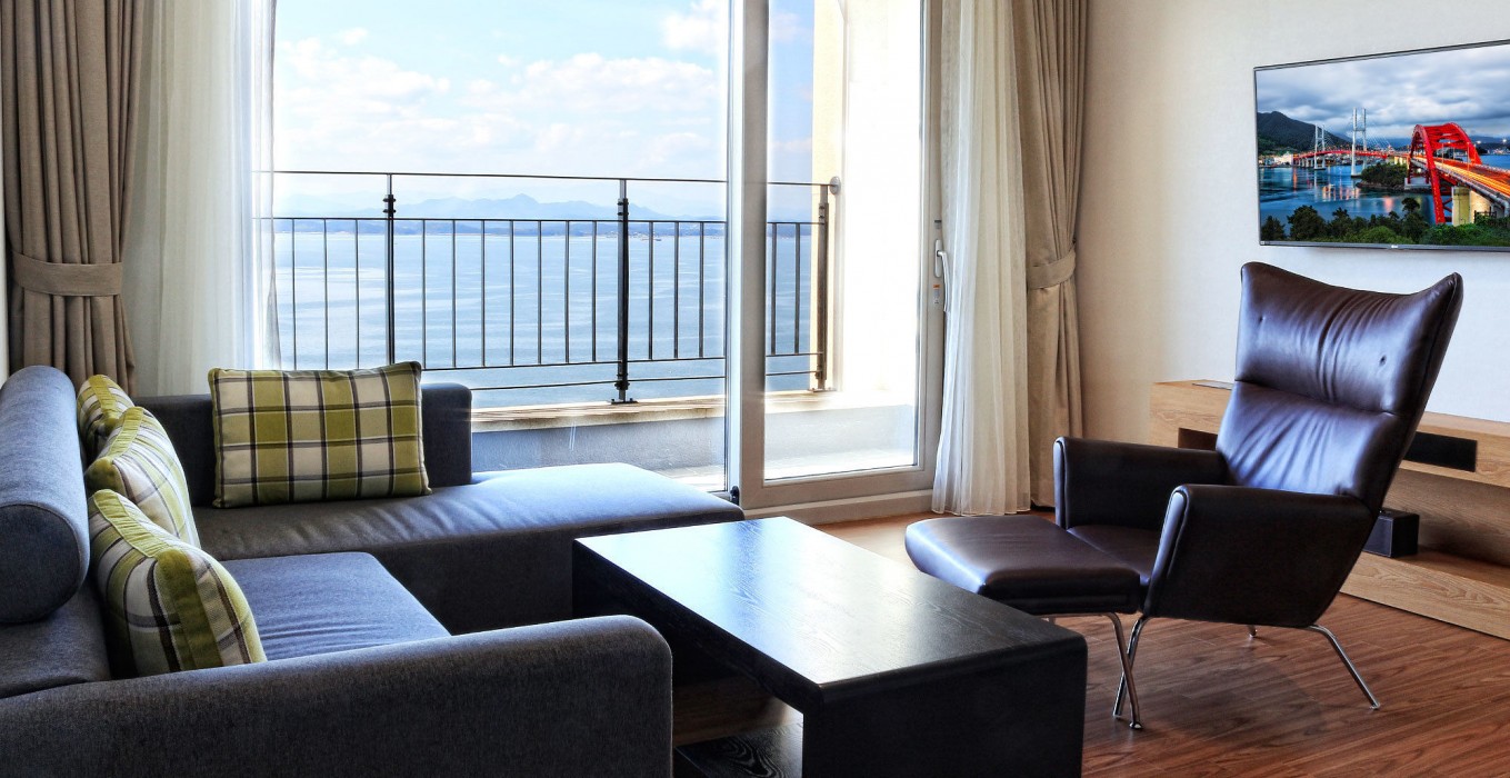 Lapis Hotel 12/70