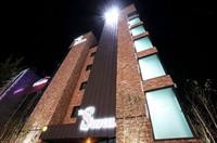 The S Hotel 31/61