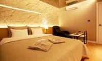 The S Hotel 25/61