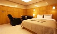 The S Hotel 5/61