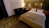 The S Hotel 42/61