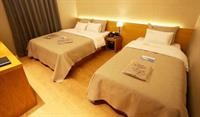 The S Hotel 47/61