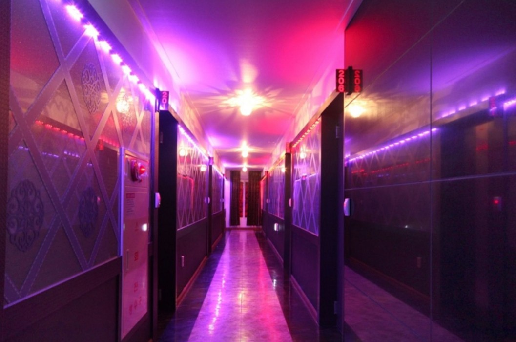 Beauty Motel 26/56