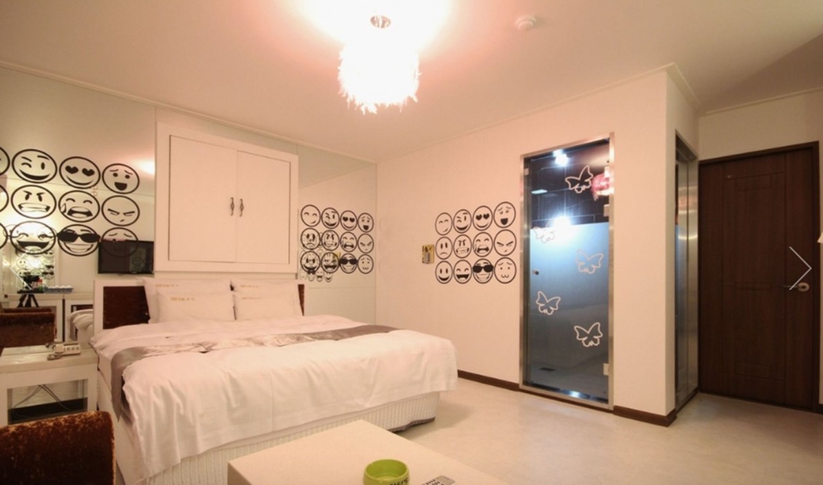 Beauty Motel 47/56