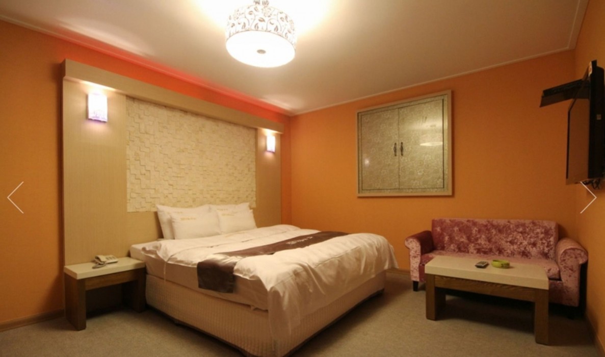 Beauty Motel 22/56