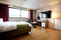 Smile Hotel 43/53