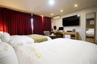 Smile Hotel 32/53