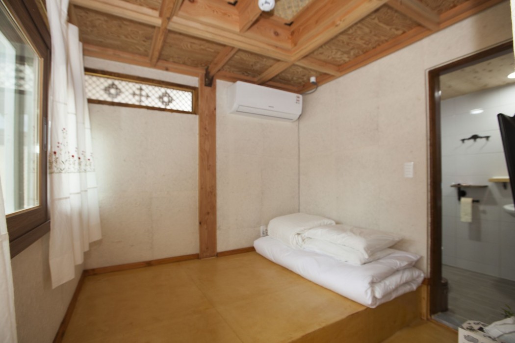 The Hanok 31/100