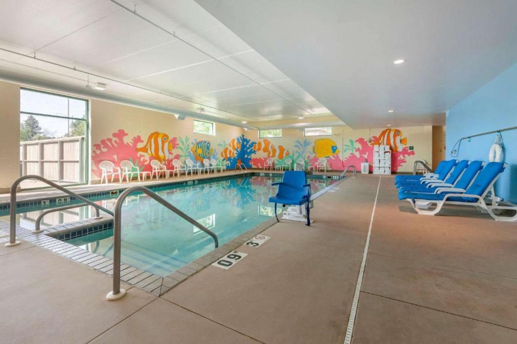Clarion Suites At The Alliant Energy Center 17/27