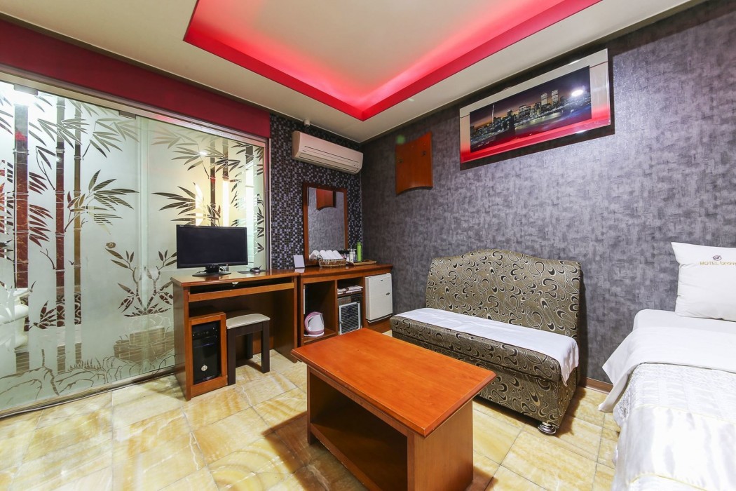 Boom Hotel 26/26