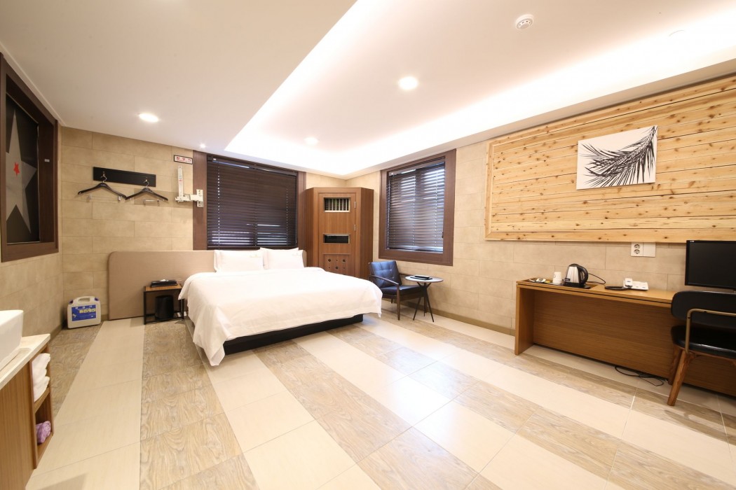 Star Hotel 48/72