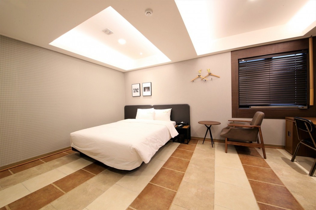 Star Hotel 39/72