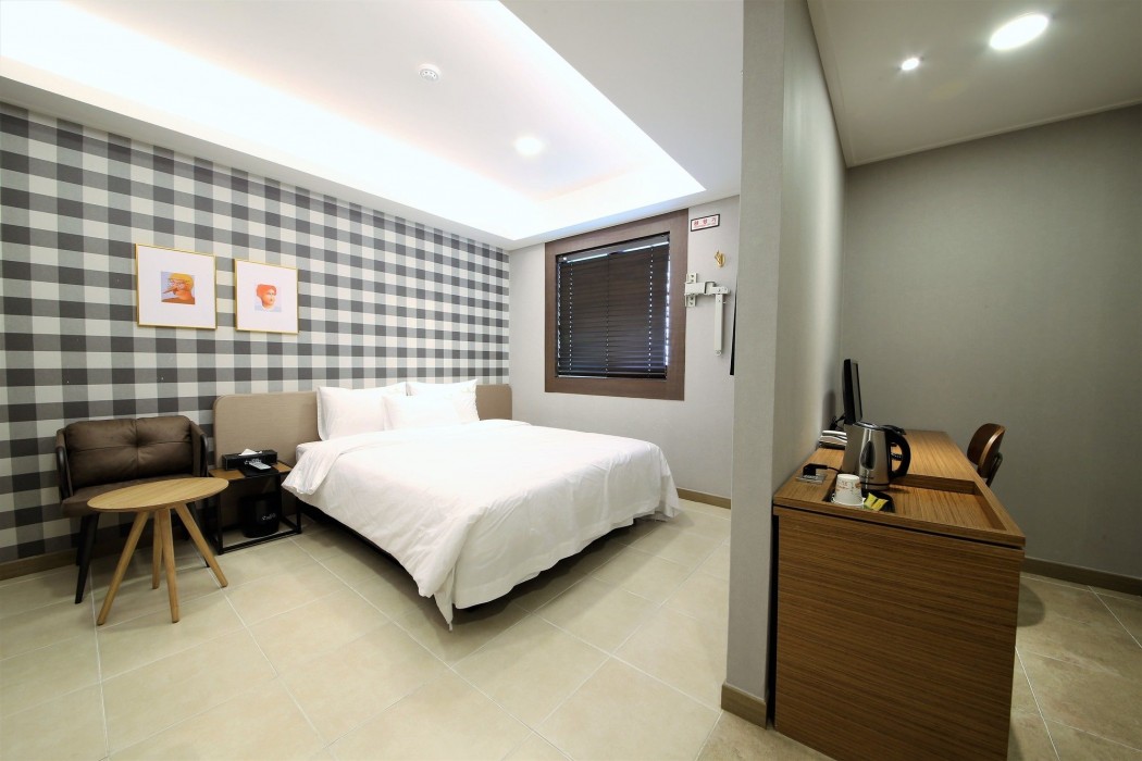 Star Hotel 47/72