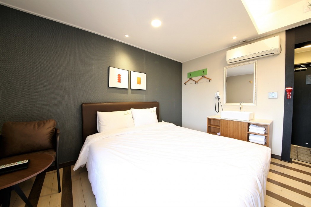 Star Hotel 44/72