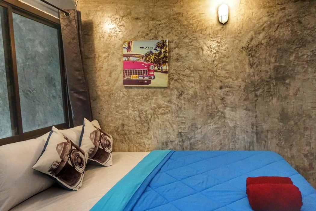 Baan Bua Talay 33/65