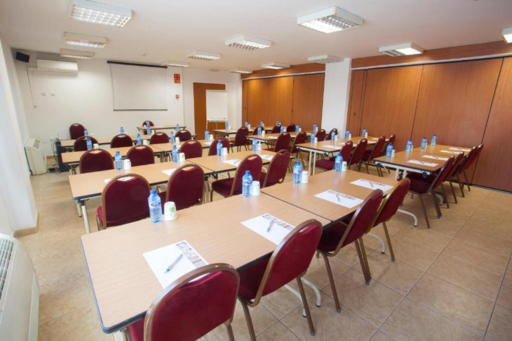 Travelodge Alicante Puerto 35/82