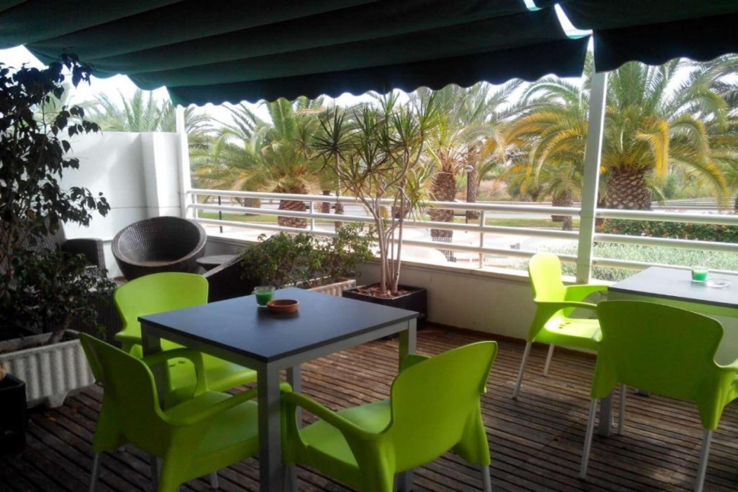 Travelodge Alicante Puerto 42/82
