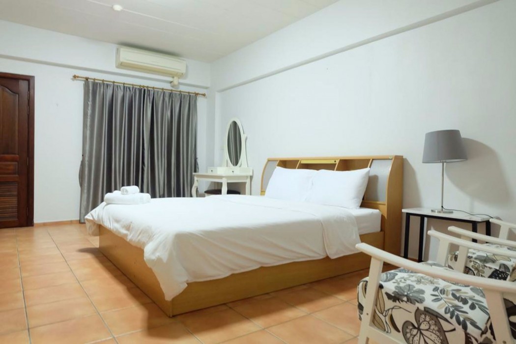 Lomsabai Apartments 35/79
