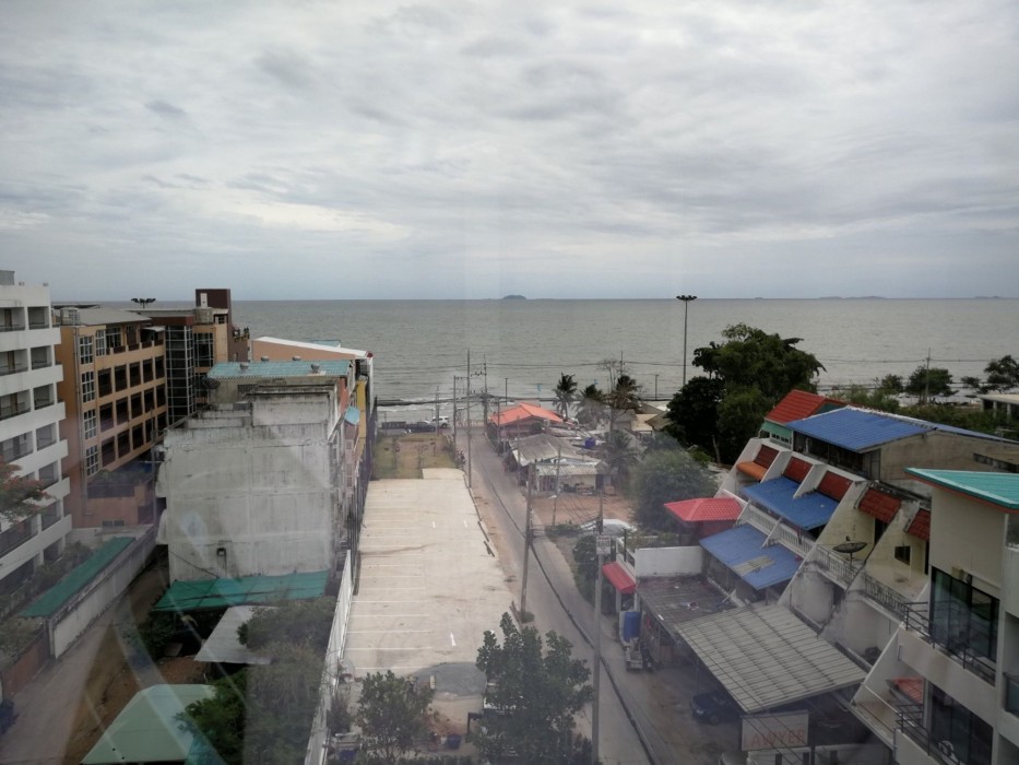 Golden Jomtien Beach Hotel 28/100