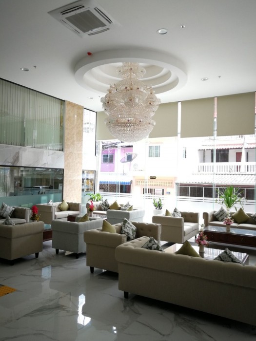 Golden Jomtien Beach Hotel 49/100