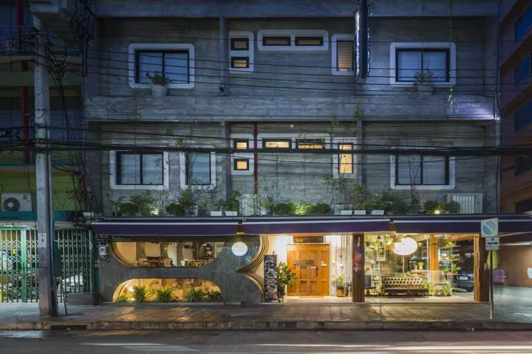 Collection O Jasaen Stylish Boutique Hotel 4/54