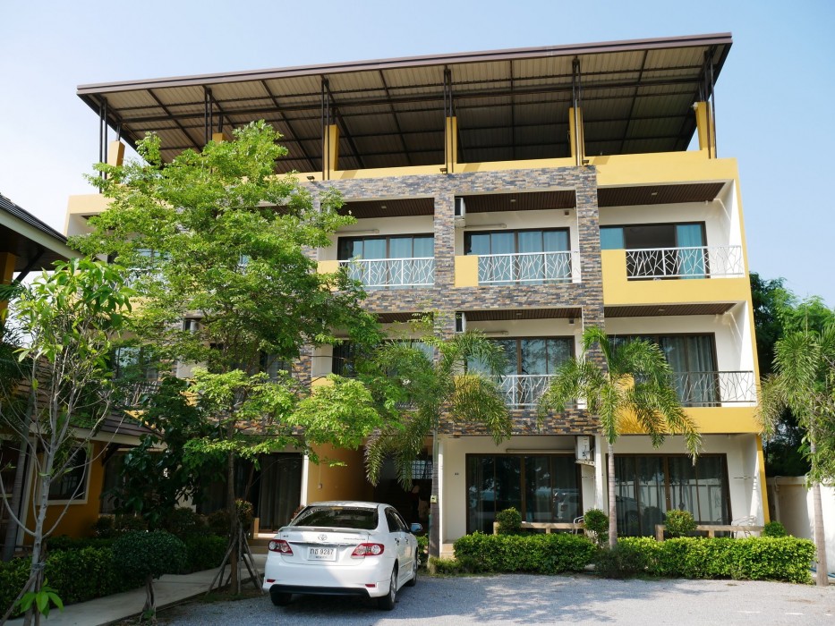 Yellow House Rayong 24/41