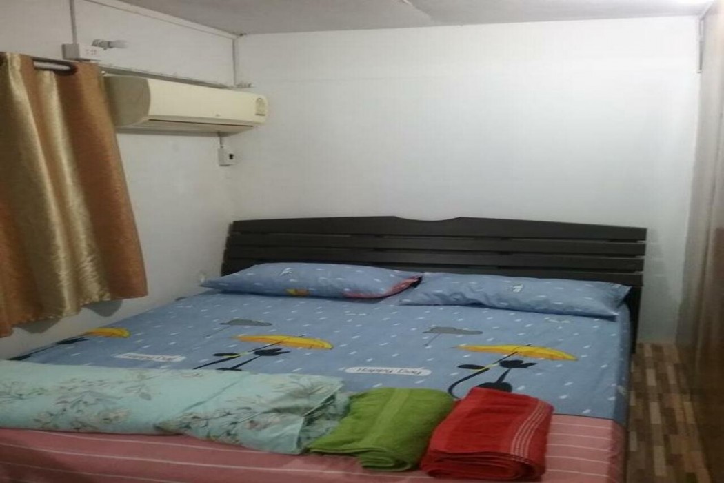 Danee Hostel 25/55