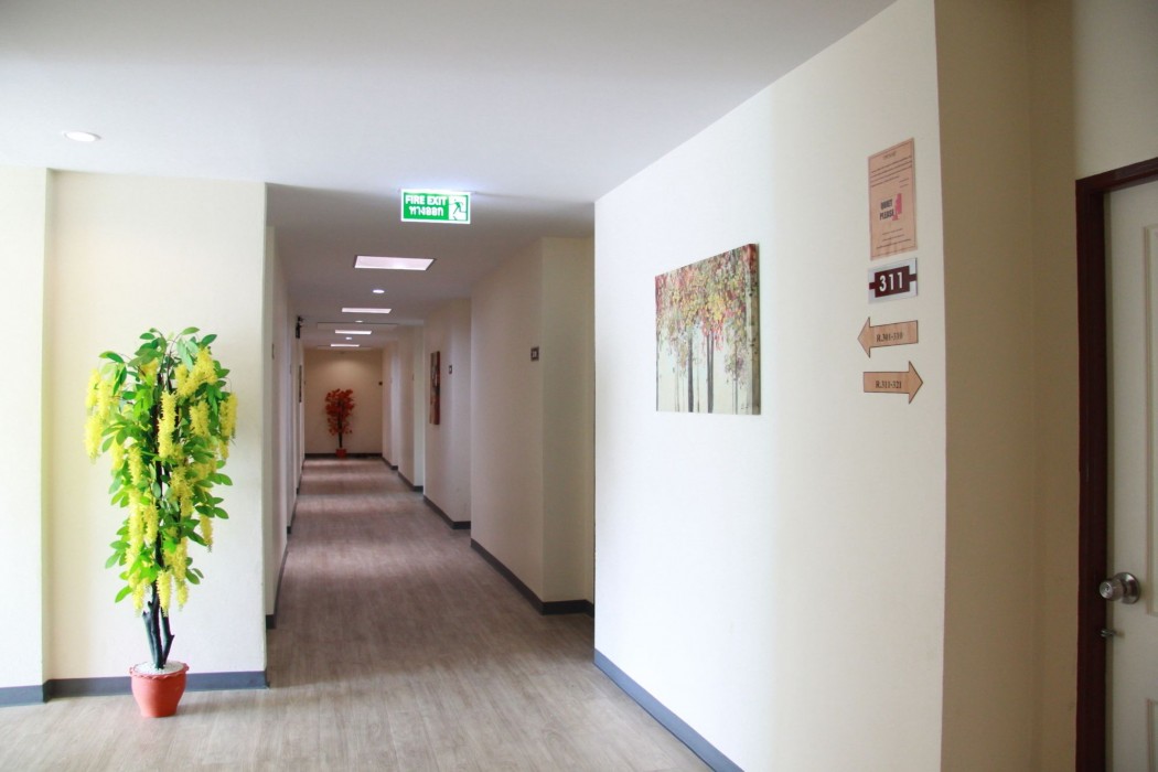 The Bless Residence 25/90