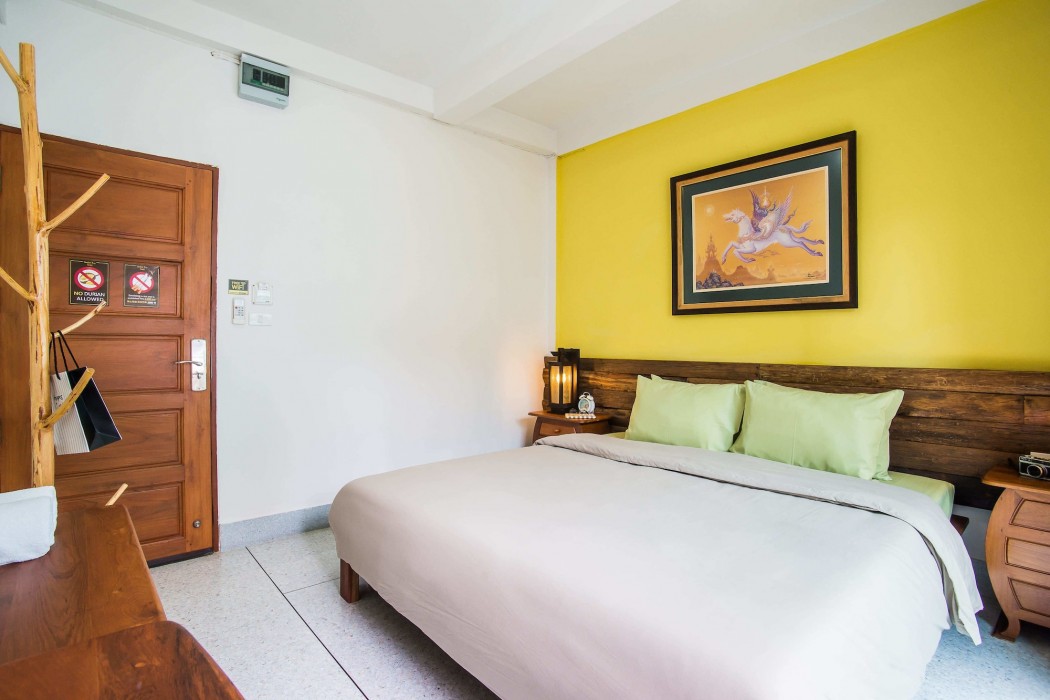 Banthat Thong Hostel 22/35