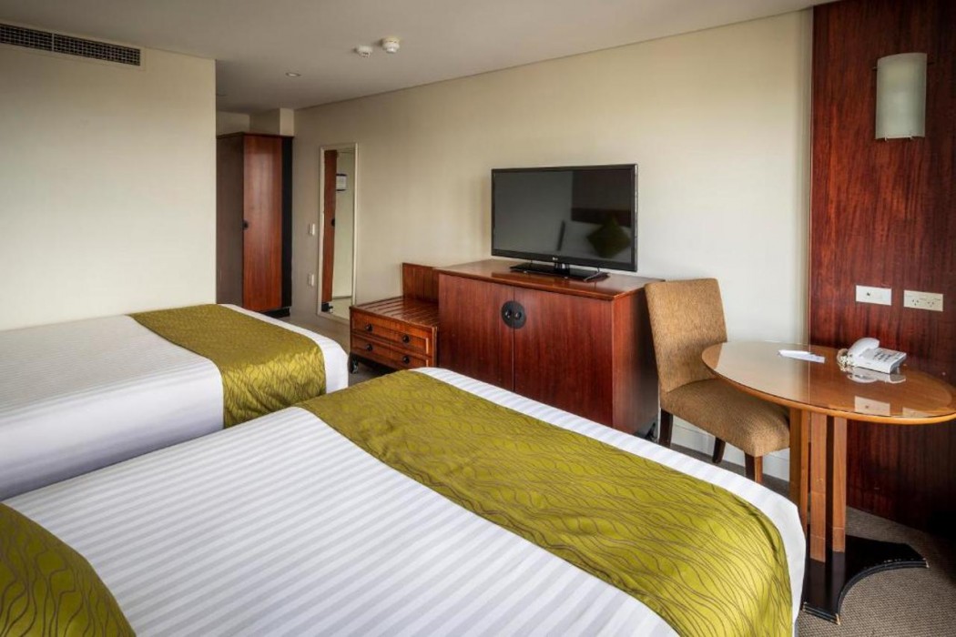 Copthorne Auckland City 18/51