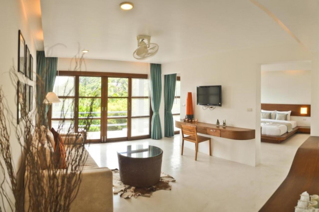 Lub d Koh Tao Tanote Bay 22/63