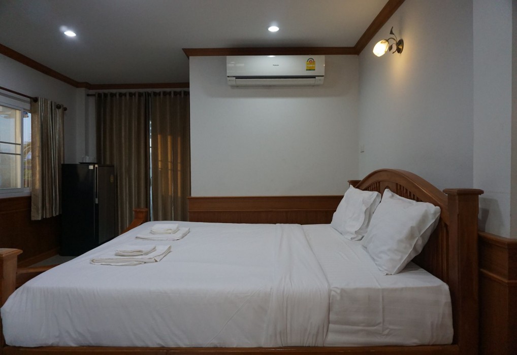 Siya House 17/65