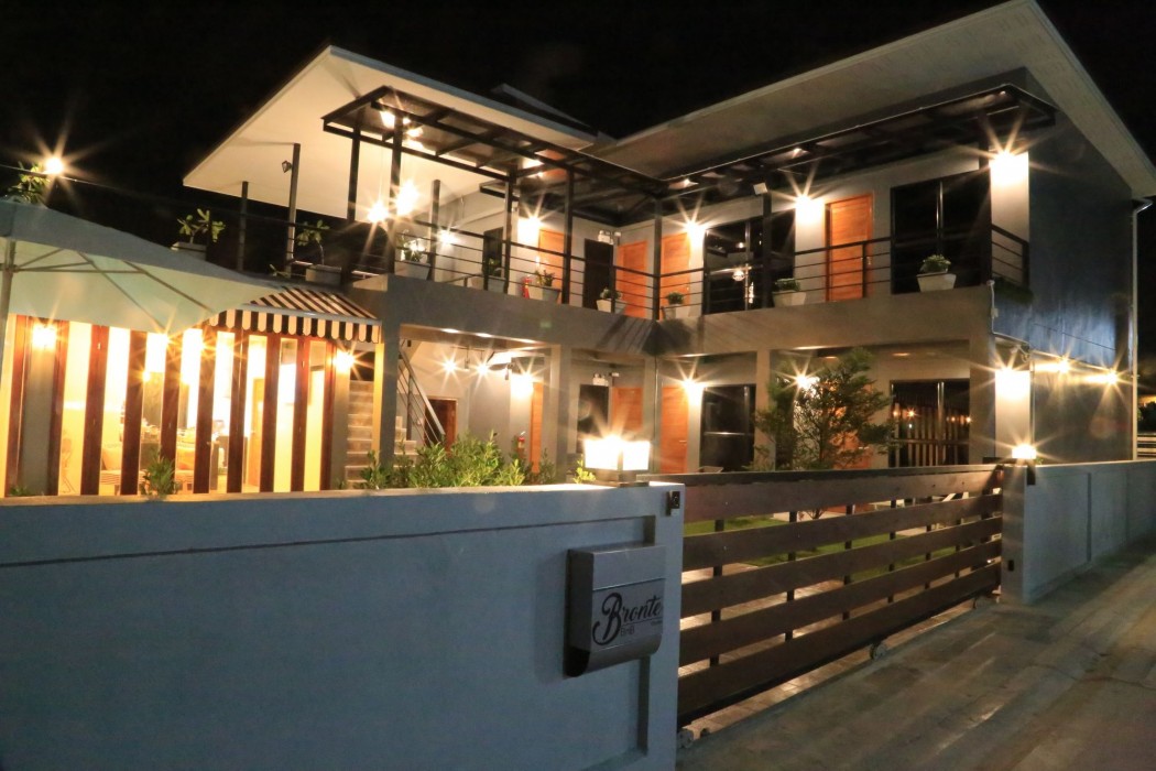 Bronte Bnb 44/78