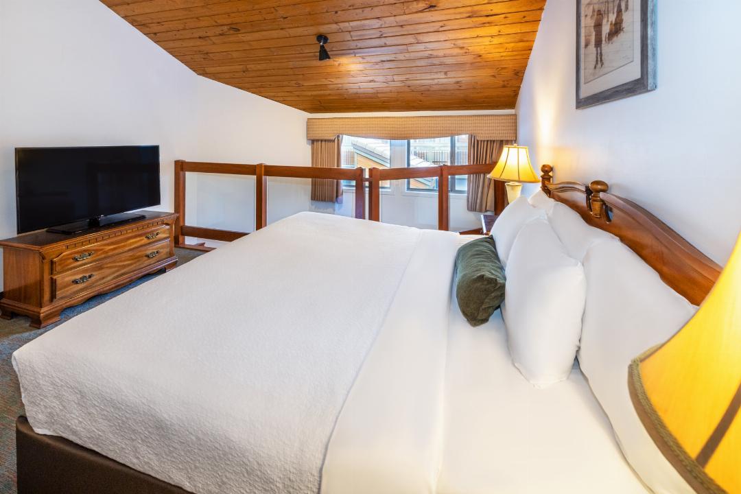 KING LOFT ROOMS