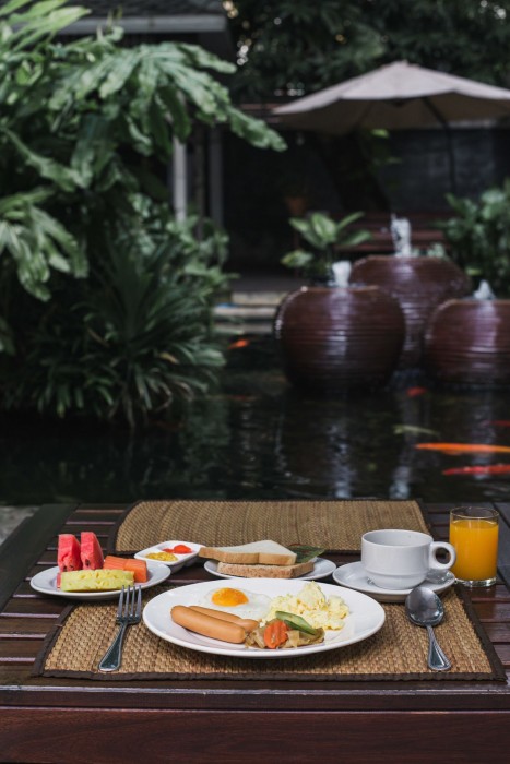Issara By D Hostel 25/93