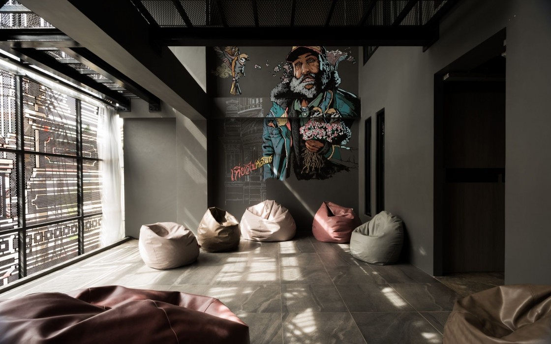 Issara By D Hostel 49/93